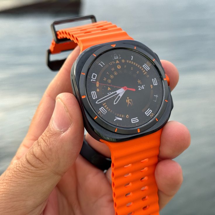 Galaxy Watch Ultra 47mm (Middle East Version) Smartwatch, LTE, Health Monitoring, Fitness Tracker - Titanium Gray